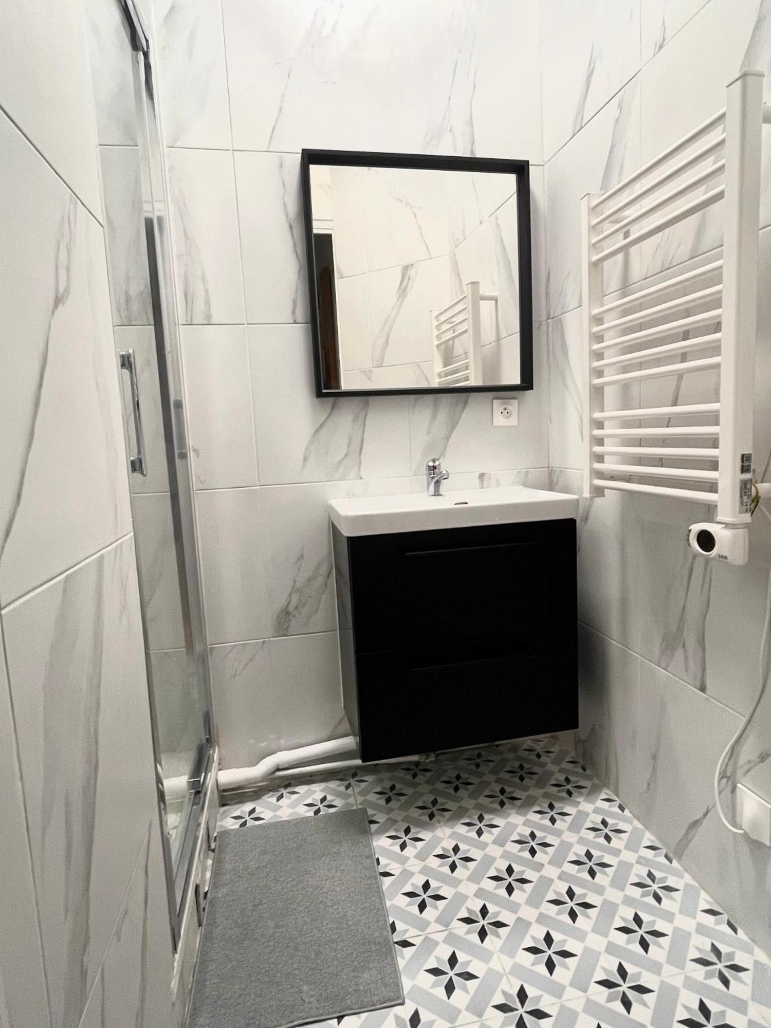 Charmante maison 2 chambres refait à neuf, à deux pas de Paris Bagnolet Exterior foto