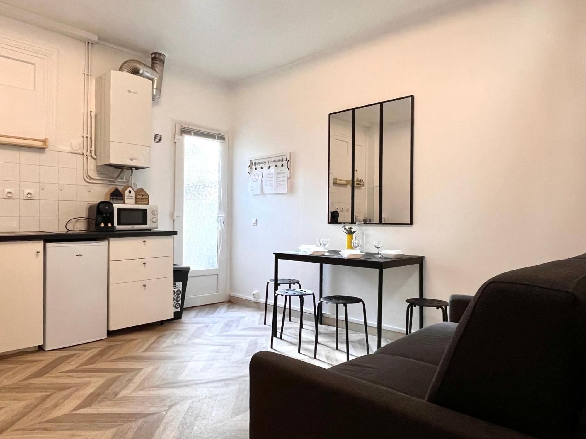 Charmante maison 2 chambres refait à neuf, à deux pas de Paris Bagnolet Exterior foto